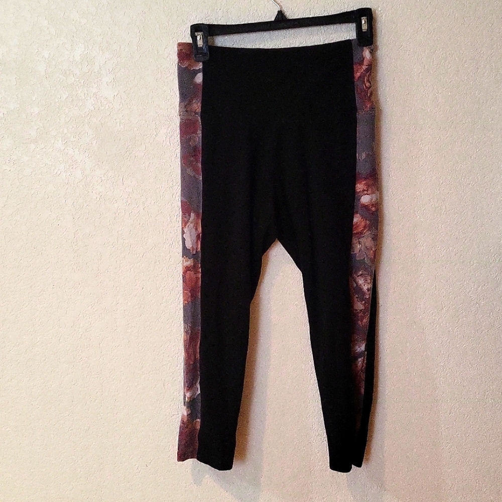 VICTORIA SECRET SPORT LEGGING. BLACK. MEDIUM